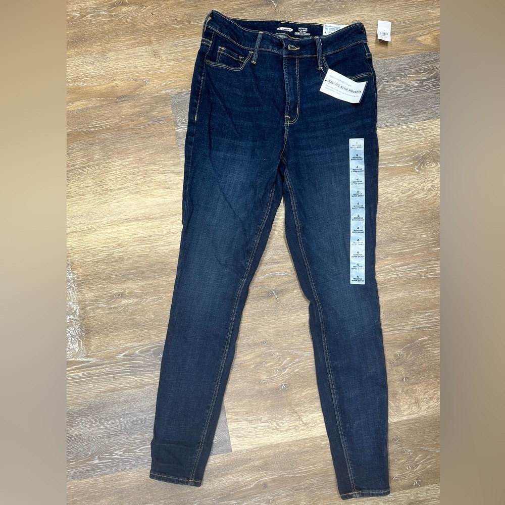 Old Navy Rockstar Super Skinny